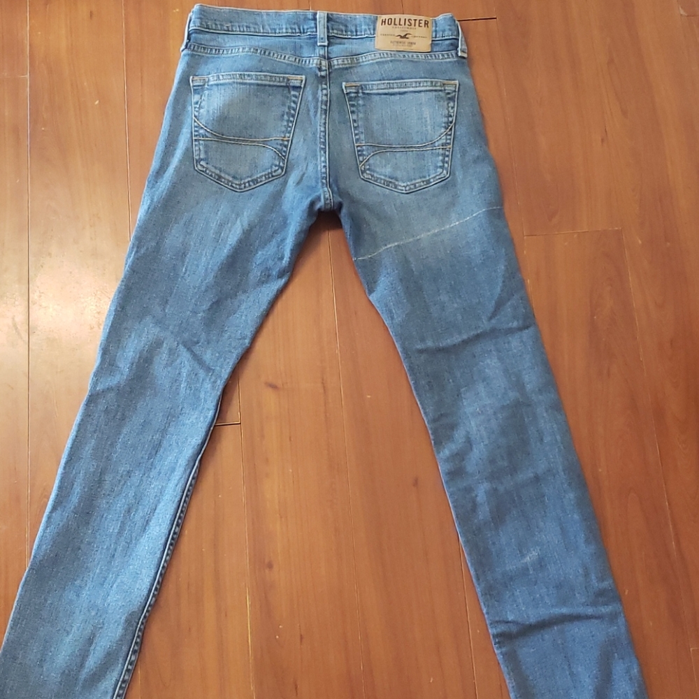Jeans - Picture 2 of 3